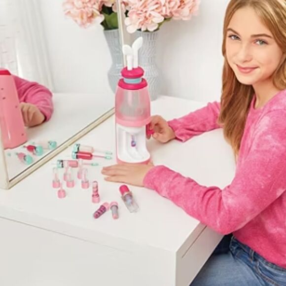 Make It Real Color Fusion Swirling Lip Gloss Maker - Picture 2 of 4